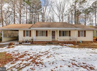 5504 Leavells Crossing Dr, Fredericksburg, VA 22407