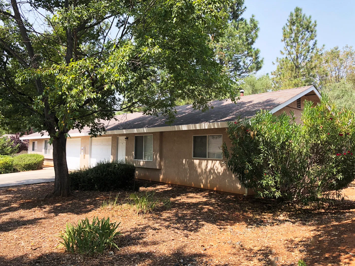 Sawmill Villas — Photo 1