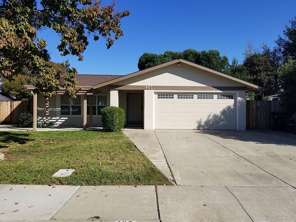 1st image of 483 Hagemann Dr