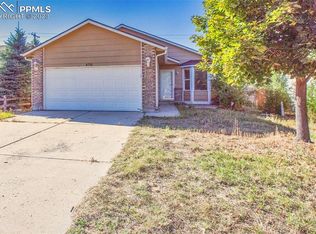 4710 Witches Hollow Ln, Colorado Springs, CO 80911