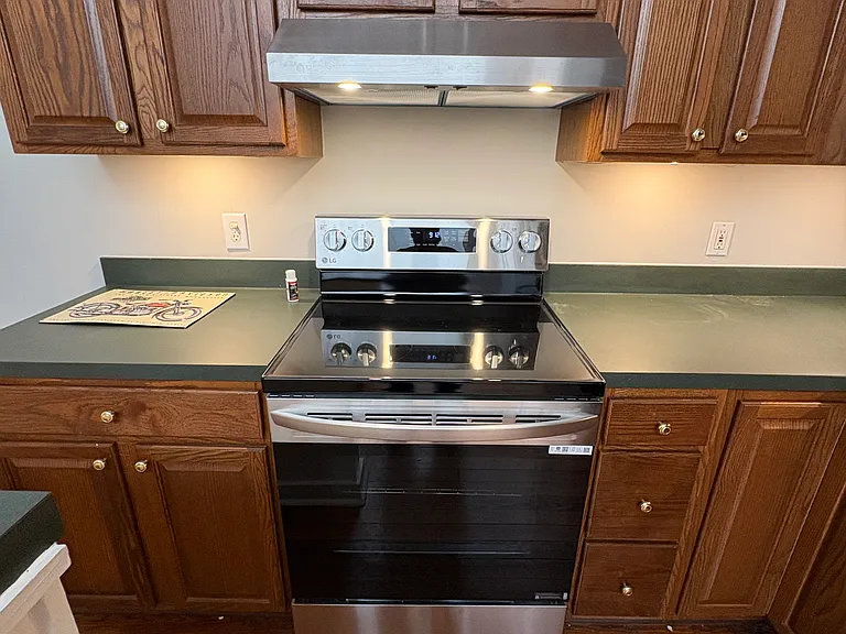 113 E Innes St #113 — Photo 6