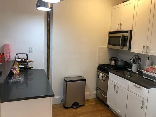 Rented by Weinstein Realty Group | media 2