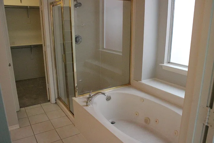 3623 Rodale Way — Photo 21