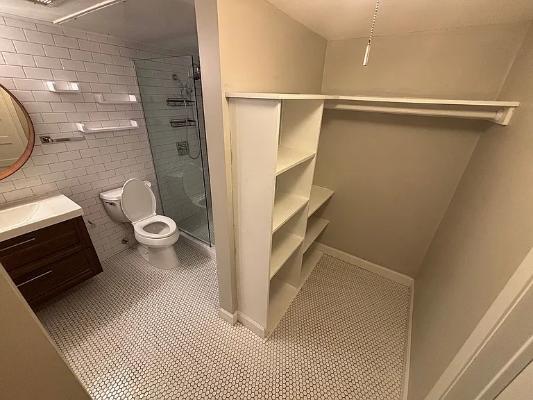 4044 Buena Vista St #111 — Photo 6