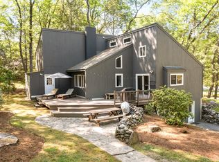 30 Shelburne Rd, Nashua, NH 03063