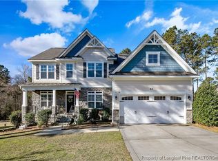 80 Valley Pines Cir, Spring Lake, NC 28390