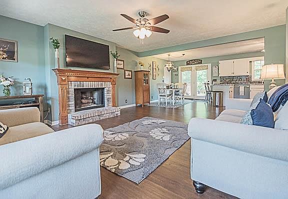 4th image of 114 Saint Michaels Ln