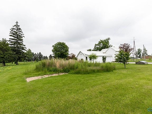 5th image of 18572 County Road B1