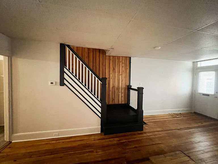 625 Lake St — Photo 26