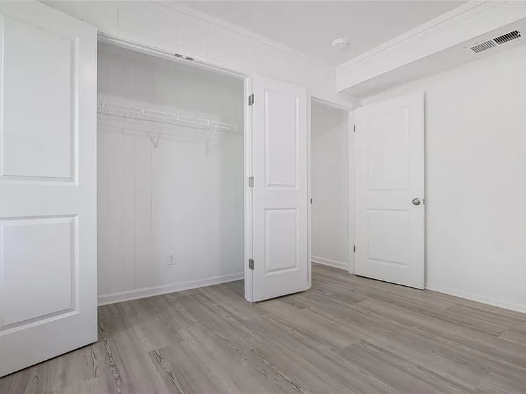 5360 Tall Oak Dr — Photo 11