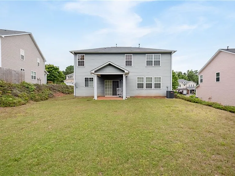 2033 Rolling Rock Ct — Photo 2