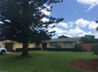 1790 41st Ter SW, Naples, FL 34116