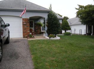 4 Elmswell Ave, Manchester, NJ 08759