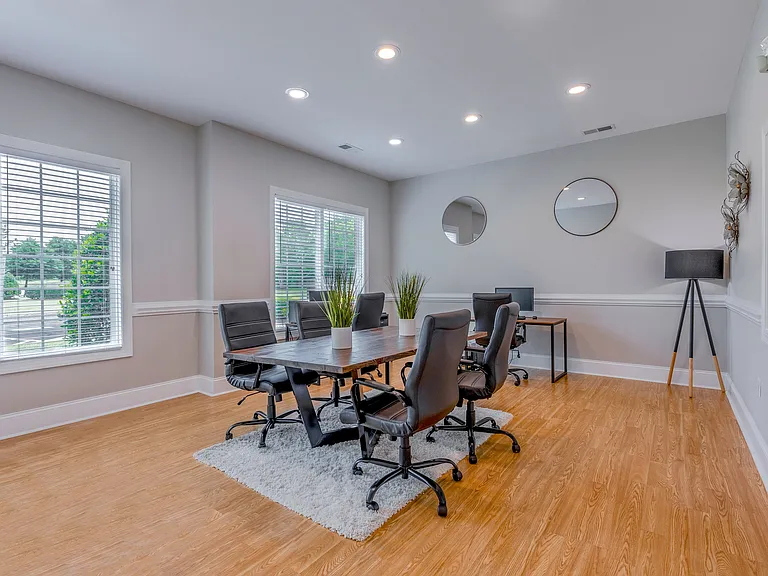 Afton Ridge Apartments — Photo 52