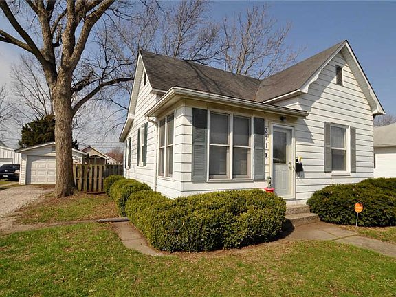 3rd image of 321 Louisa Ave