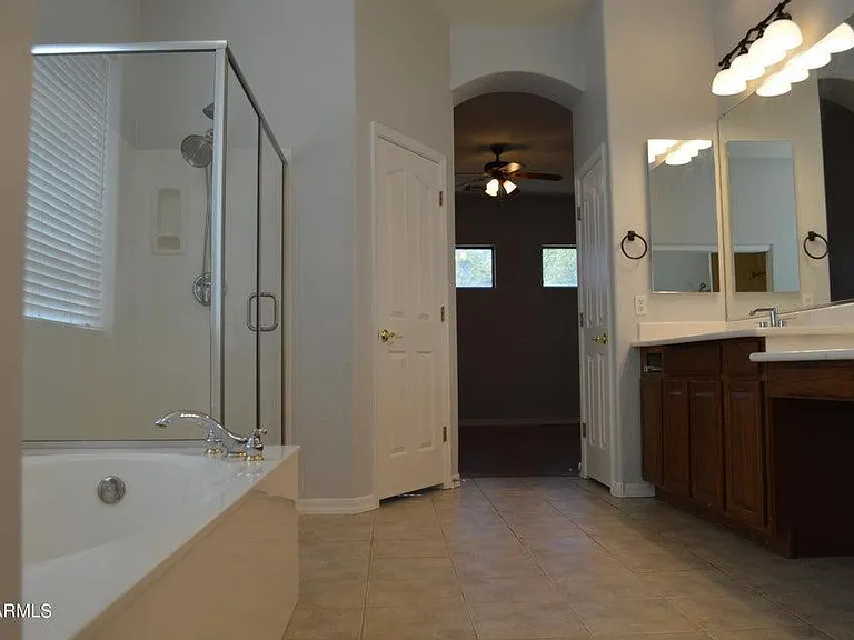 4132 E Carriage Ct — Photo 30