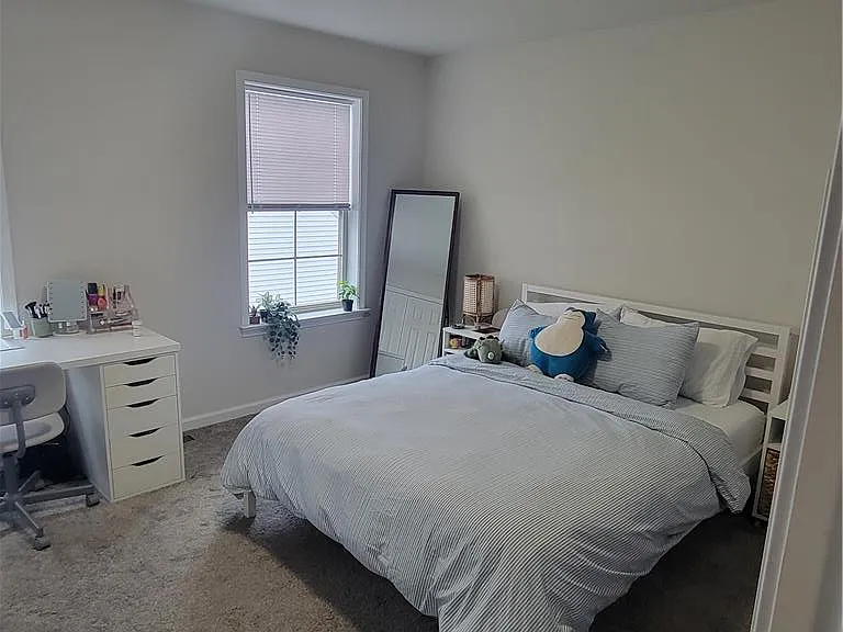 326 E Frankford St — Photo 14