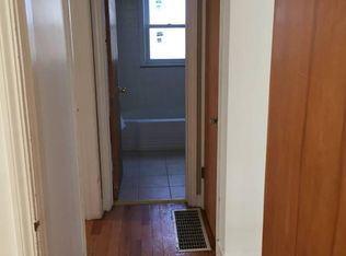 3344 Maple Ave APT 1W, Brookfield, IL 60513