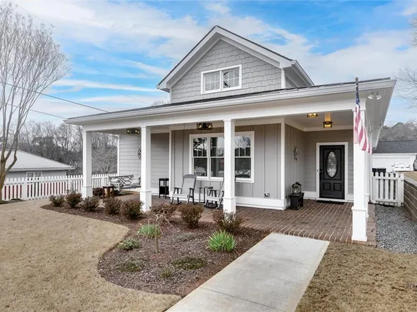 180 Stripling St, Ball Ground, GA 30107