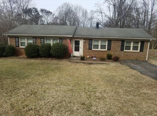 1533 Banbridge Rd, Kernersville, NC 27284