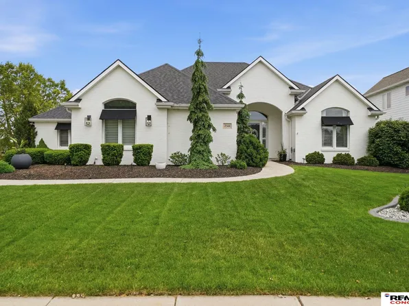 7510 San Mateo Ln, Lincoln, NE 68516