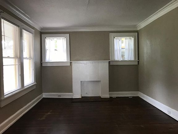 3rd image of 248 Washington St
