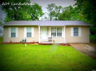 209 Lansdowne St, De Soto, MO 63020