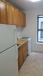 Rented by Max & Associates Realty Corp