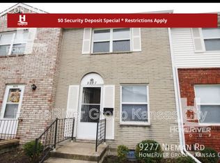 9277 Nieman Rd, Shawnee, KS 66214