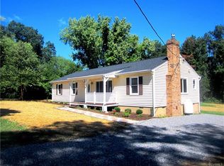 16100 Genito Rd, Moseley, VA 23120