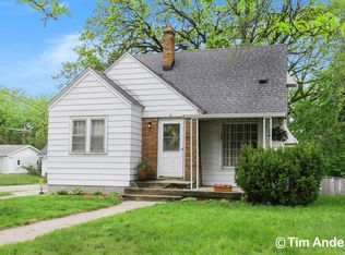 30 35th St SE, Wyoming, MI 49548