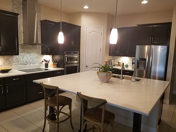 Quartz cooking/dining island