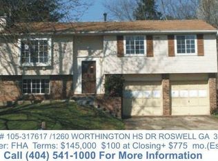 1260 Worthington Hills Dr, Roswell, GA 30076
