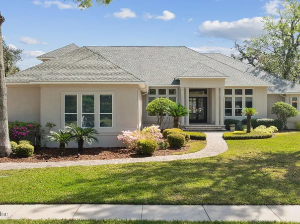 1193 QUEENS HARBOR Boulevard, Jacksonville, FL 32225