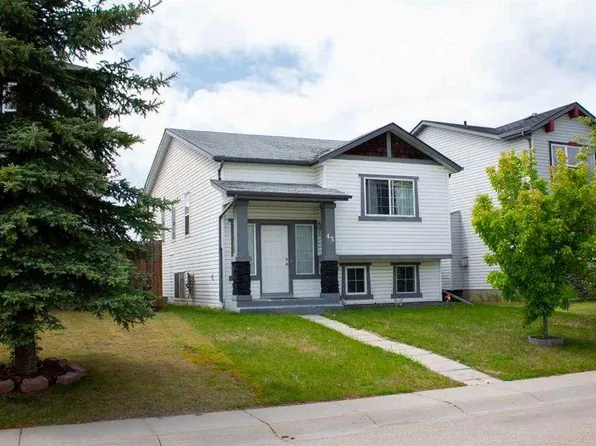 42 E Joice Close, Red Deer, AB T4P 4C7