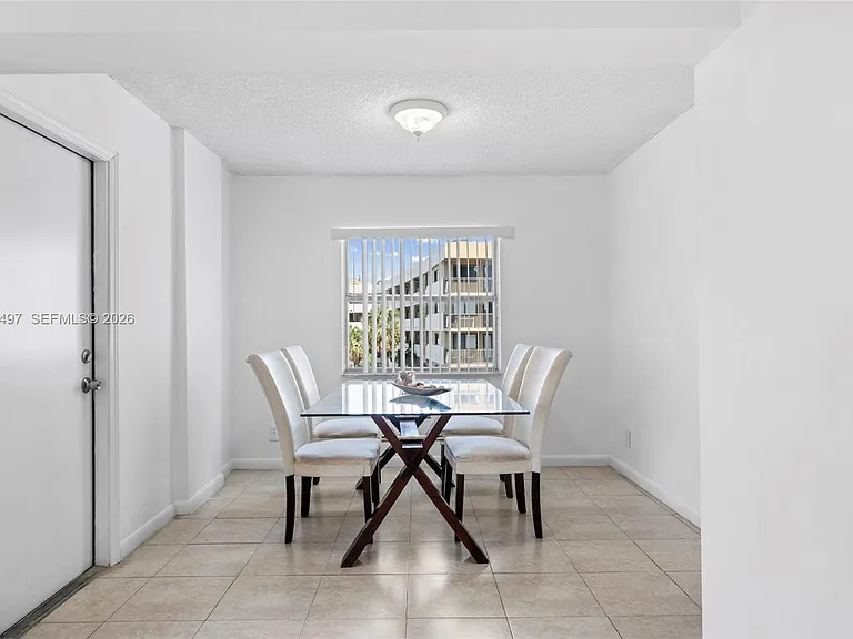 401 Golden Isles Dr #304 — Photo 12