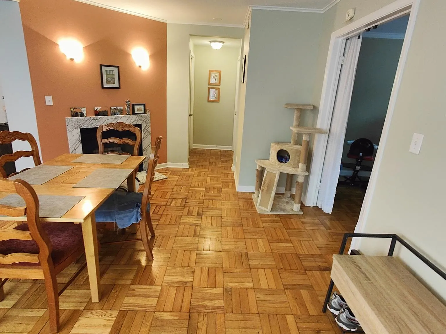 2 bed, 850 sqft, $1,785 — Photo 2