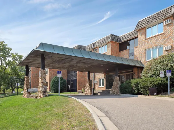 3200 Virginia Ave S APT 218, Saint Louis Park, MN 55426