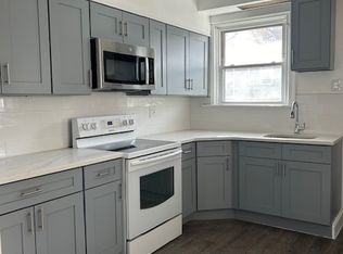 3450 Friendship St, Philadelphia, PA 19149