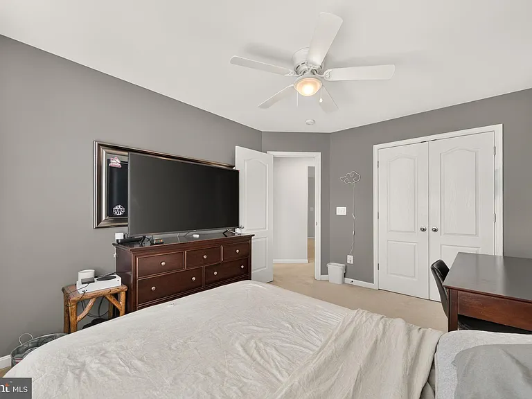 43580 Popes Creek Sq — Photo 42