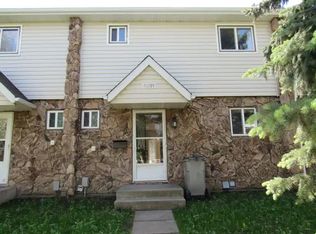 9201 Morinville Dr #1A, Morinville, AB T8R1J7