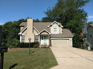 6494 NW Valley Dr, Kansas City, MO 64152