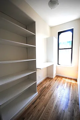 Rented by Bold New York | media 9