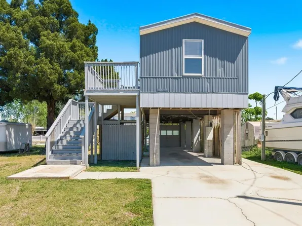 6815 Flicker Ln, Hudson, FL 34667