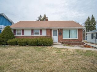 8930 W Cleveland Ave, West Allis, WI 53227