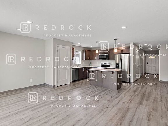 4th image of 712 N Jones Ln #1