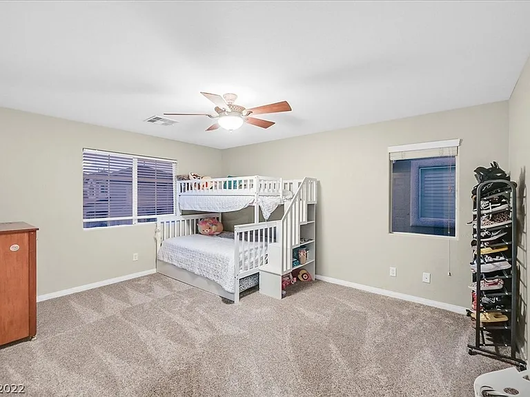 11077 Turlington Ln — Photo 32