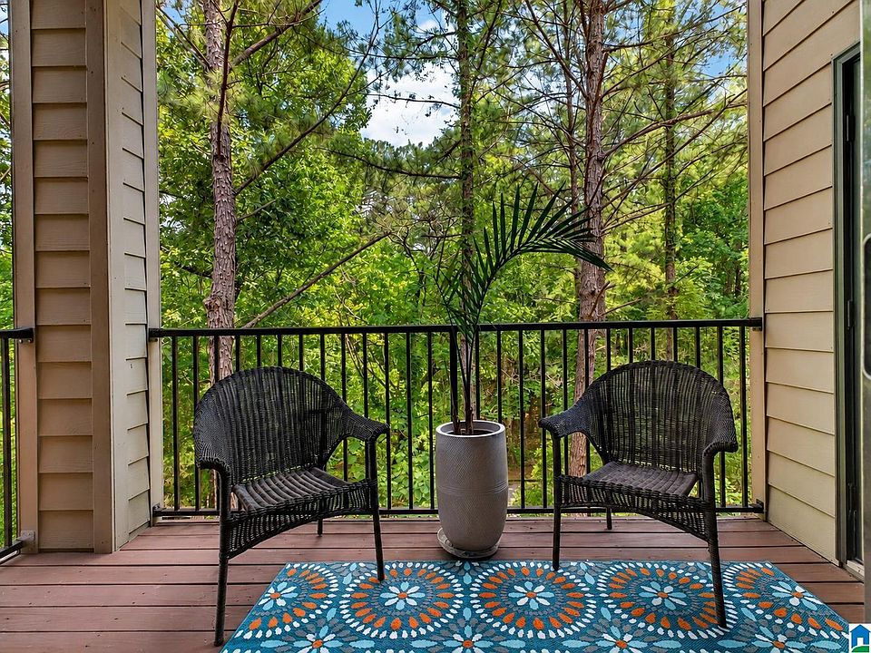 1st image of 204 Sterling Oaks Dr #204