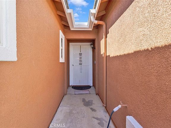 5th image of 11953 Cove Ct