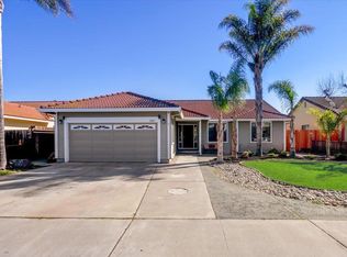 1321 Versailles Dr, Hollister, CA